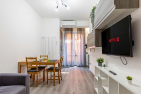 Central Station & Duomo - Shopping District Apartment